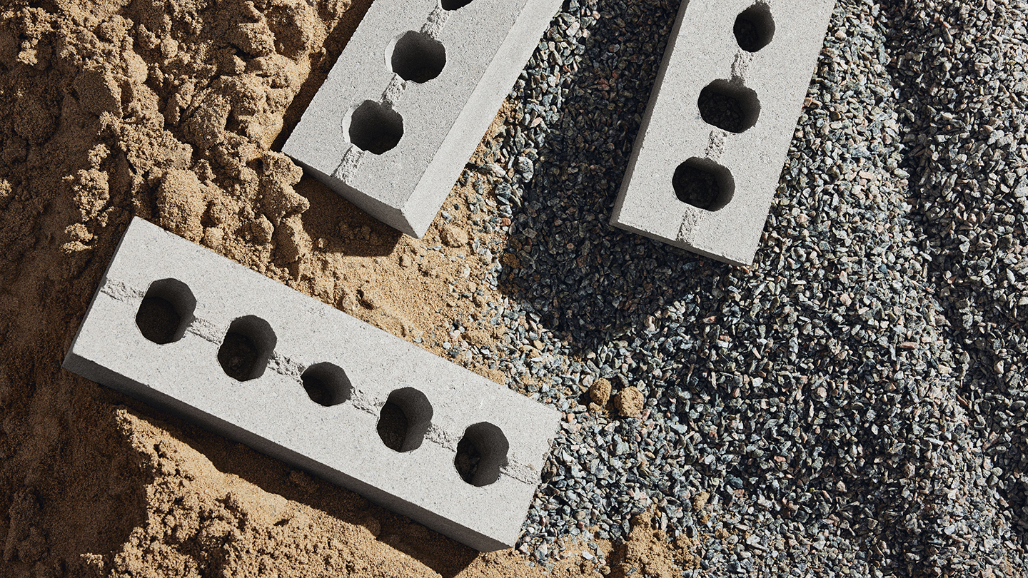 DUAL: LOW-CARBON CONCRETE BRICK